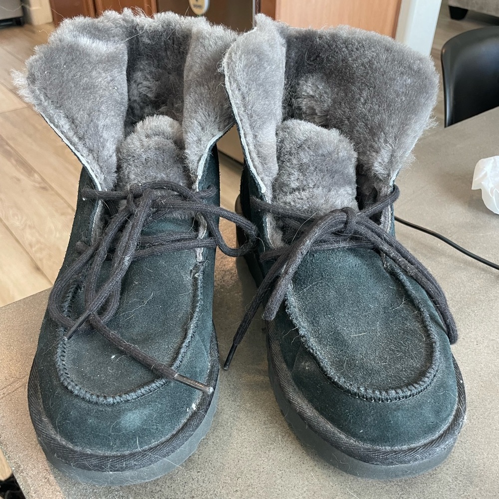 UGG Black and Gray Women's Moccasins
